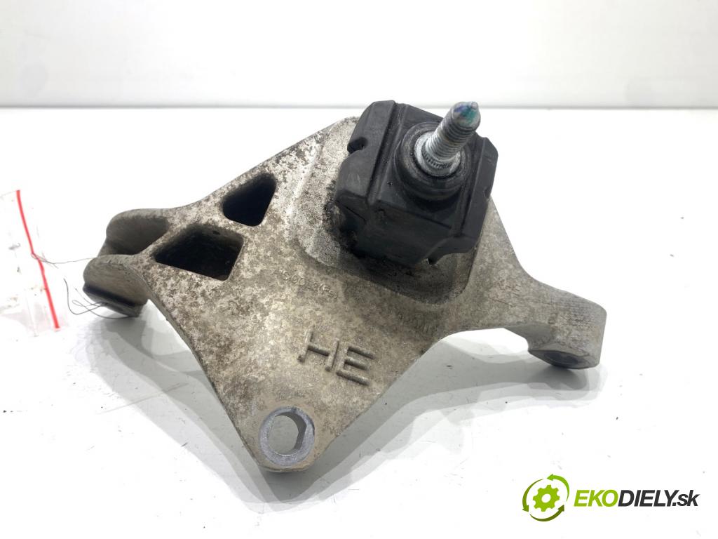 RENAULT ARKANA I SUV 2021 69 kW 1.5 E-TECH 145 1598 držák převodovky