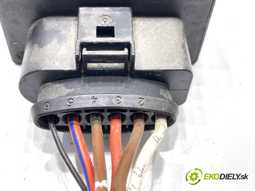 SKODA OCTAVIA IV Kombi 2023 110 kW 2.0 TDI 1968 Modul pumpy paliva 5Q0906121T