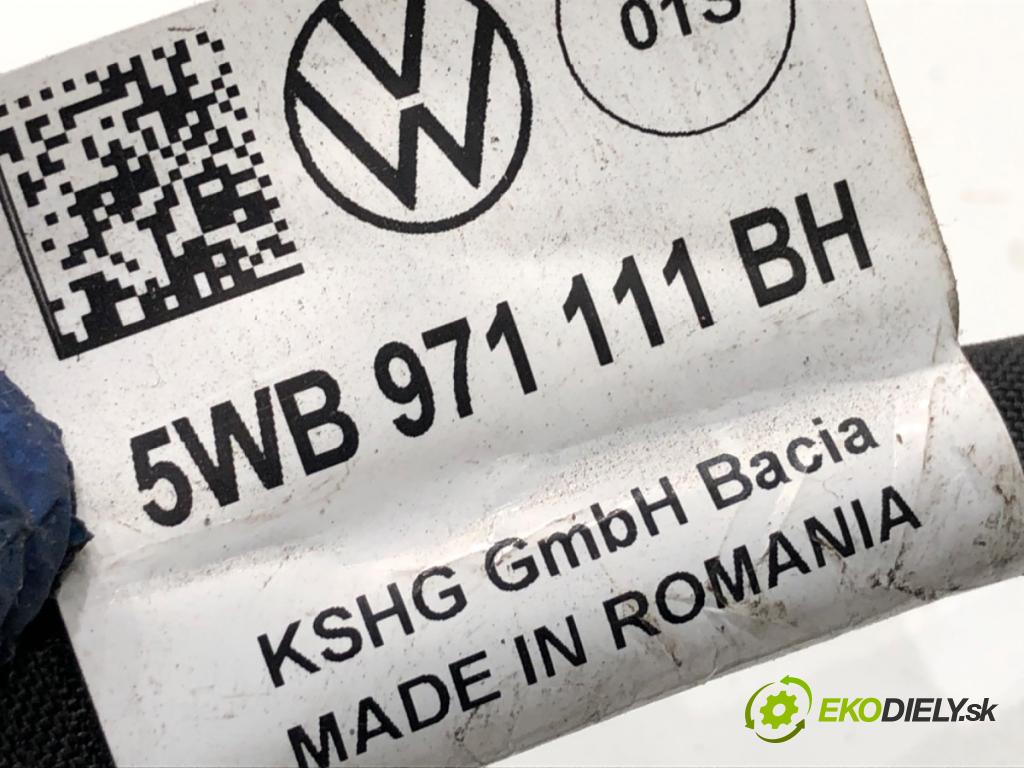 SKODA OCTAVIA IV Kombi 2023 110 kW 2.0 TDI 1968 Káblovačka PRENOS: riadiacej 5WB971111BH