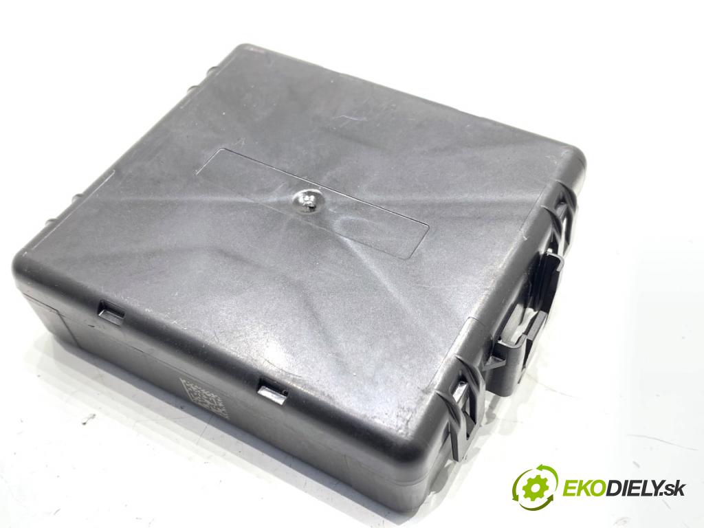 SKODA OCTAVIA IV Kombi 2023 110 kW 2.0 TDI 1968 Modul GATEWAY 5WB907530J