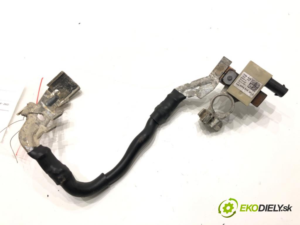 SKODA OCTAVIA IV Kombi 2023 110 kW 2.0 TDI 1968 svorka MINUS 5WA915181C