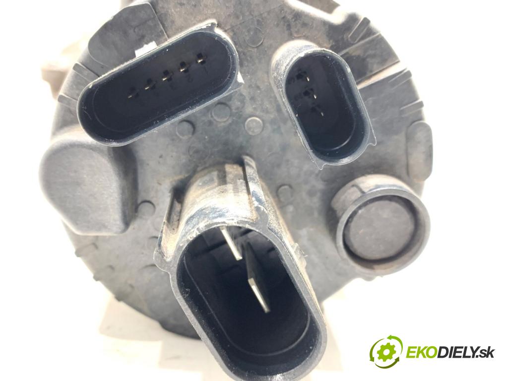 SKODA OCTAVIA IV Kombi 2023 110 kW 2.0 TDI 1968 motor servočerpadlo 4532004251