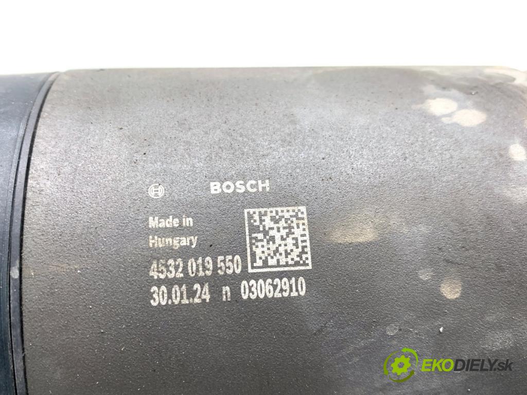 SKODA OCTAVIA IV Kombi 2023 110 kW 2.0 TDI 1968 motor servočerpadlo 4532004251