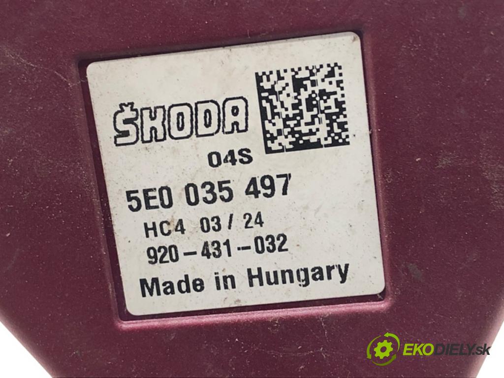 SKODA OCTAVIA IV Kombi 2023 110 kW 2.0 TDI 1968 Zosilňovač Antenní: 5E0035497 (Zosilňovač)