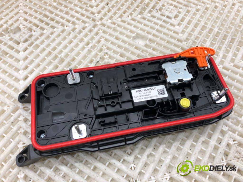 SKODA OCTAVIA IV Kombi 2023 110 kW 2.0 TDI 1968 VOLIČ: kulisa 5WA713033CD