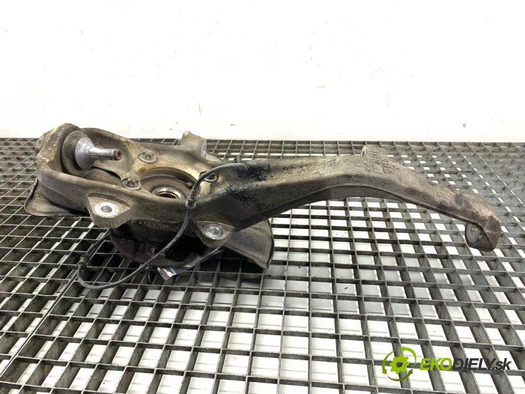 MERCEDES-BENZ W166 SUV 2013 190 kW ML 350 BlueTEC 4-matic (166.024) 2987 náboj pravy predný