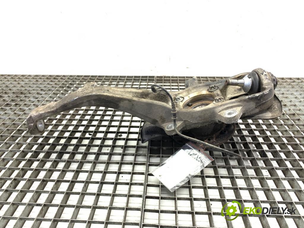 MERCEDES-BENZ W166 SUV 2013 190 kW ML 350 BlueTEC 4-matic (166.024) 2987 náboj levý přední část