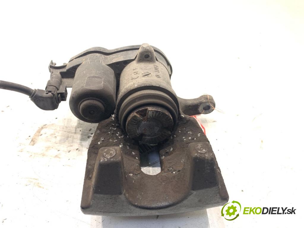 MERCEDES-BENZ W166 SUV 2013 190 kW ML 350 BlueTEC 4-matic (166.024) 2987 Brzdič strmeň ľavy zad