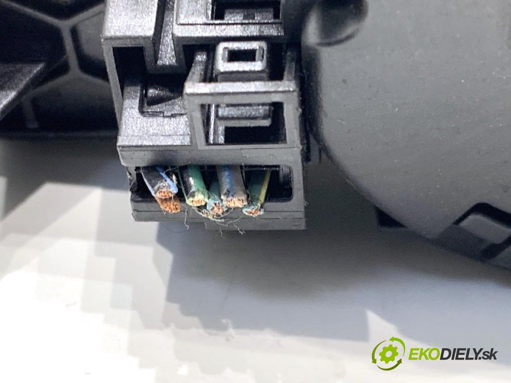 MERCEDES-BENZ W166 SUV 2013 190 kW ML 350 BlueTEC 4-matic (166.024) 2987 Spínač svetiel A2129050551