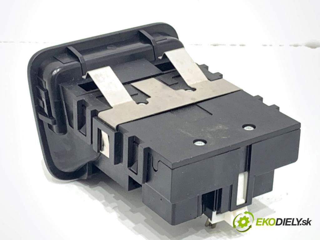 MERCEDES-BENZ W166 SUV 2013 190 kW ML 350 BlueTEC 4-matic (166.024) 2987 Spínač brzdy ručnej brzdy A2469050451 (Prepínacie páčky pod volantom)