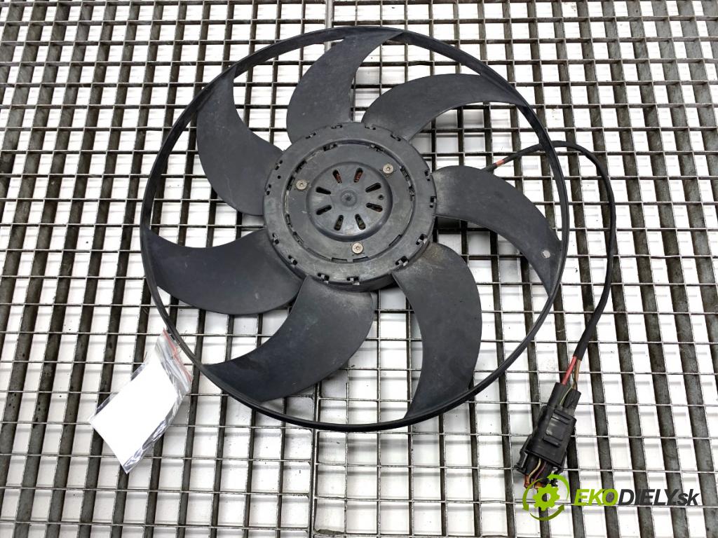 MERCEDES-BENZ W166 SUV 2013 190 kW ML 350 BlueTEC 4-matic (166.024) 2987 ventilátor chladiče 28405882013 (Ventilátor)