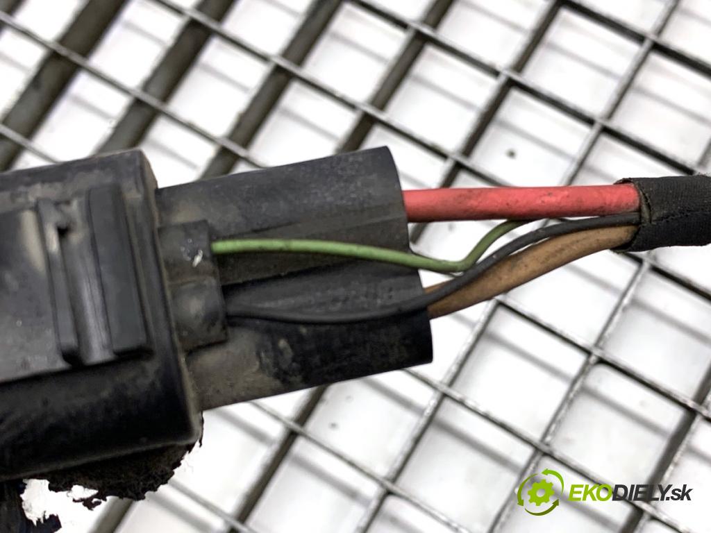 MERCEDES-BENZ W166 SUV 2013 190 kW ML 350 BlueTEC 4-matic (166.024) 2987 ventilátor chladiče 28405882013 (Ventilátor)