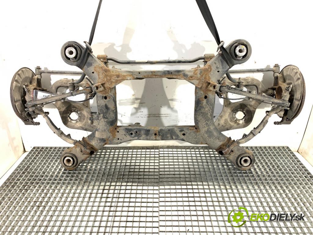 MERCEDES-BENZ W166 SUV 2013 190 kW ML 350 BlueTEC 4-matic (166.024) 2987 Výstuha zad 