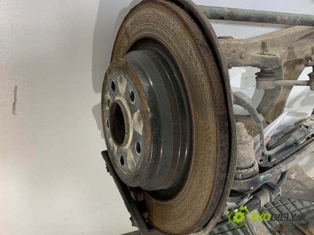 MERCEDES-BENZ W166 SUV 2013 190 kW ML 350 BlueTEC 4-matic (166.024) 2987 Výstuha zad