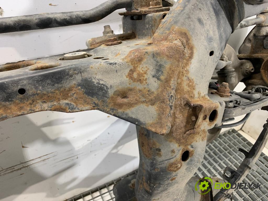 MERCEDES-BENZ W166 SUV 2013 190 kW ML 350 BlueTEC 4-matic (166.024) 2987 Výstuha zad