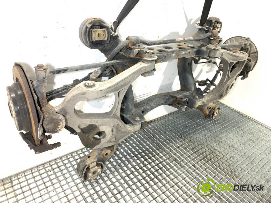 MERCEDES-BENZ W166 SUV 2013 190 kW ML 350 BlueTEC 4-matic (166.024) 2987 Výstuha zad