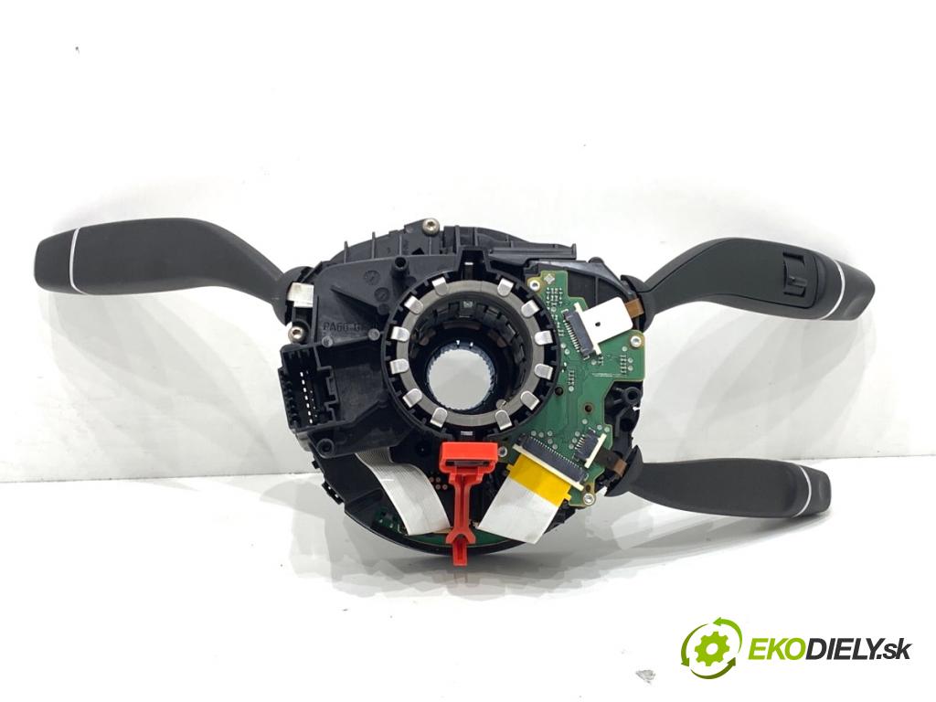 MERCEDES-BENZ W166 SUV 2013 190 kW ML 350 BlueTEC 4-matic (166.024) 2987 Prepínač kombinovaný  (Prepínacie páčky pod volantom)