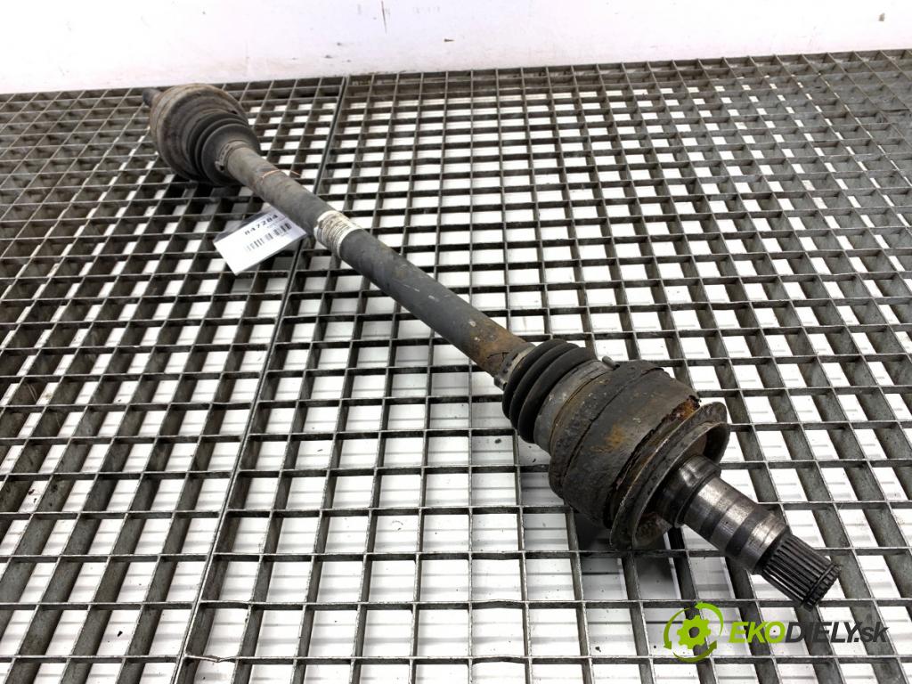 MERCEDES-BENZ W166 SUV 2013 190 kW ML 350 BlueTEC 4-matic (166.024) 2987 poloos pravý zadní část A1663501110