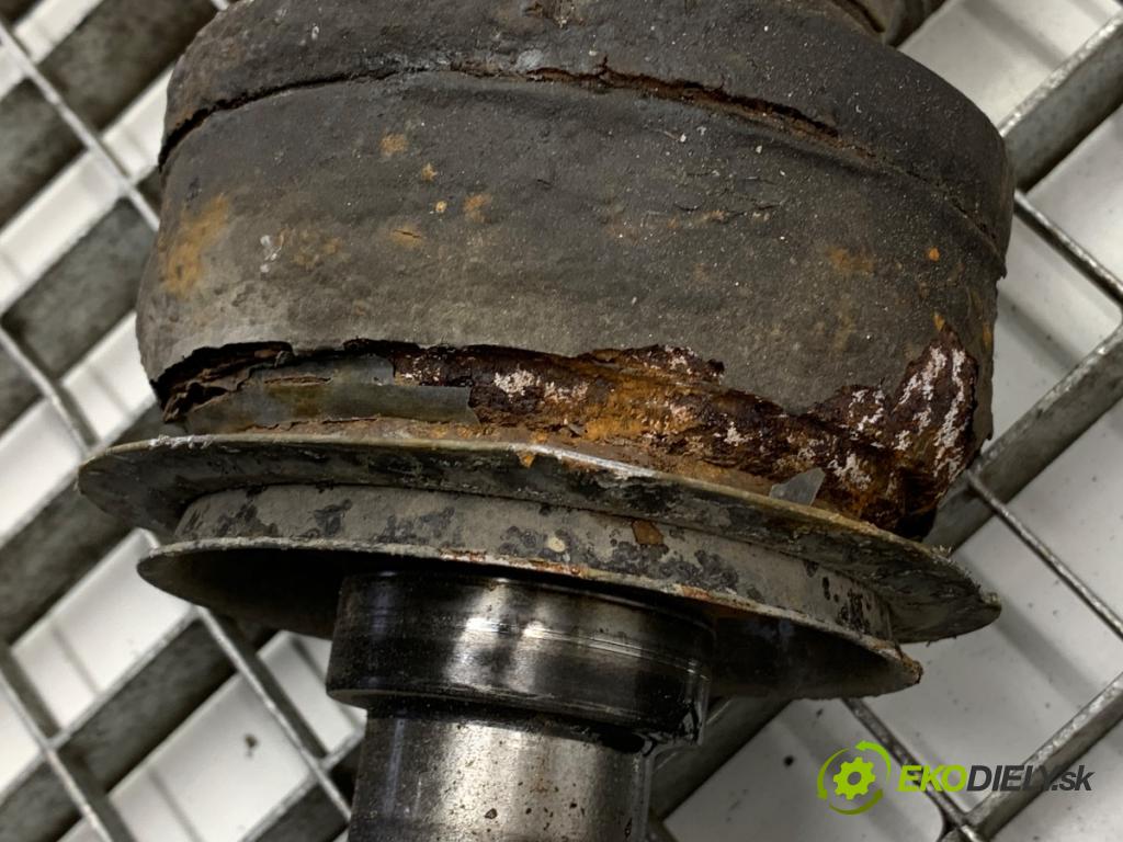 MERCEDES-BENZ W166 SUV 2013 190 kW ML 350 BlueTEC 4-matic (166.024) 2987 poloos pravý zadní část A1663501110