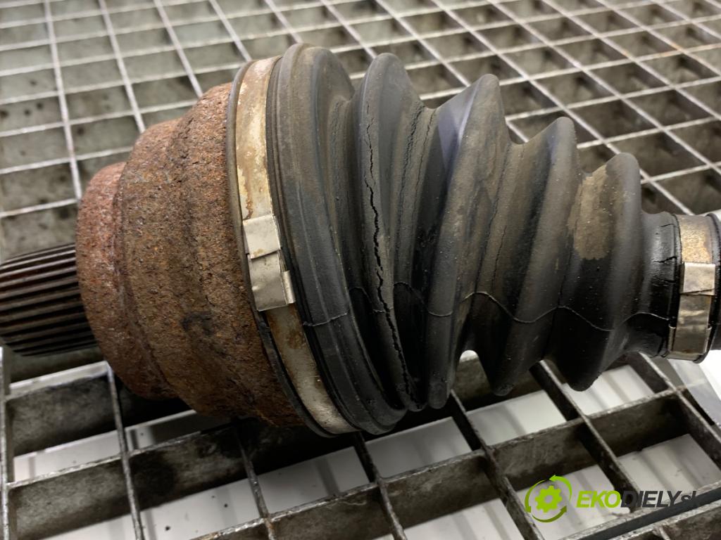 MERCEDES-BENZ W166 SUV 2013 190 kW ML 350 BlueTEC 4-matic (166.024) 2987 Poloos ľavy predný