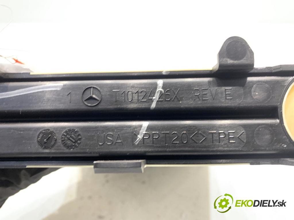 MERCEDES-BENZ W166 SUV 2013 190 kW ML 350 BlueTEC 4-matic (166.024) 2987 Výhrevné teleso, radiátor kúrenia T1000275B (Radiátor kúrenia)