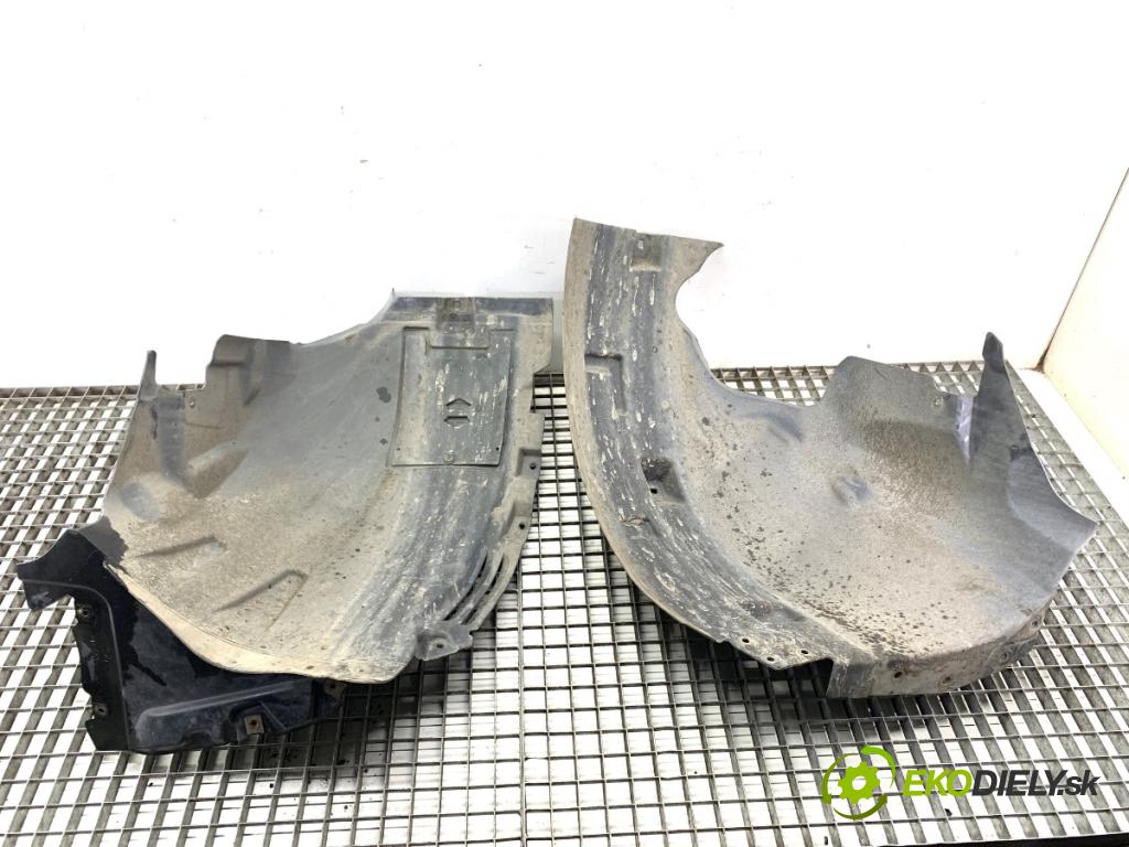 MERCEDES-BENZ W166 SUV 2013 190 kW ML 350 BlueTEC 4-matic (166.024) 2987 podblatník pravy predný A1668800605