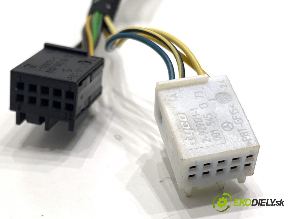 MERCEDES-BENZ W166 SUV 2013 190 kW ML 350 BlueTEC 4-matic (166.024) 2987 Spätné zrkadlo ľavy