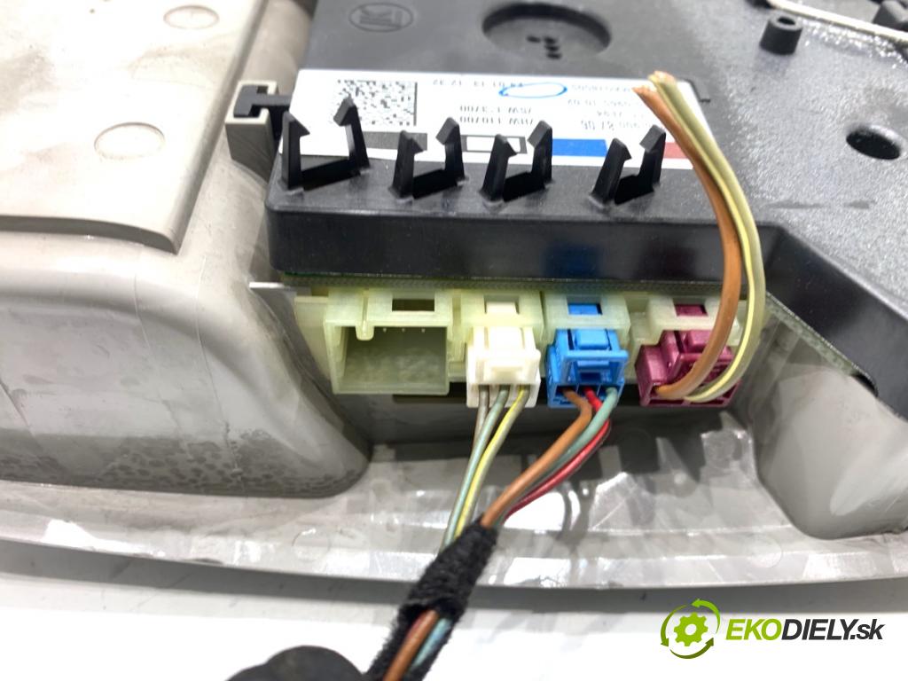 MERCEDES-BENZ W166 SUV 2013 190 kW ML 350 BlueTEC 4-matic (166.024) 2987 Svetlo stropné A1669008706