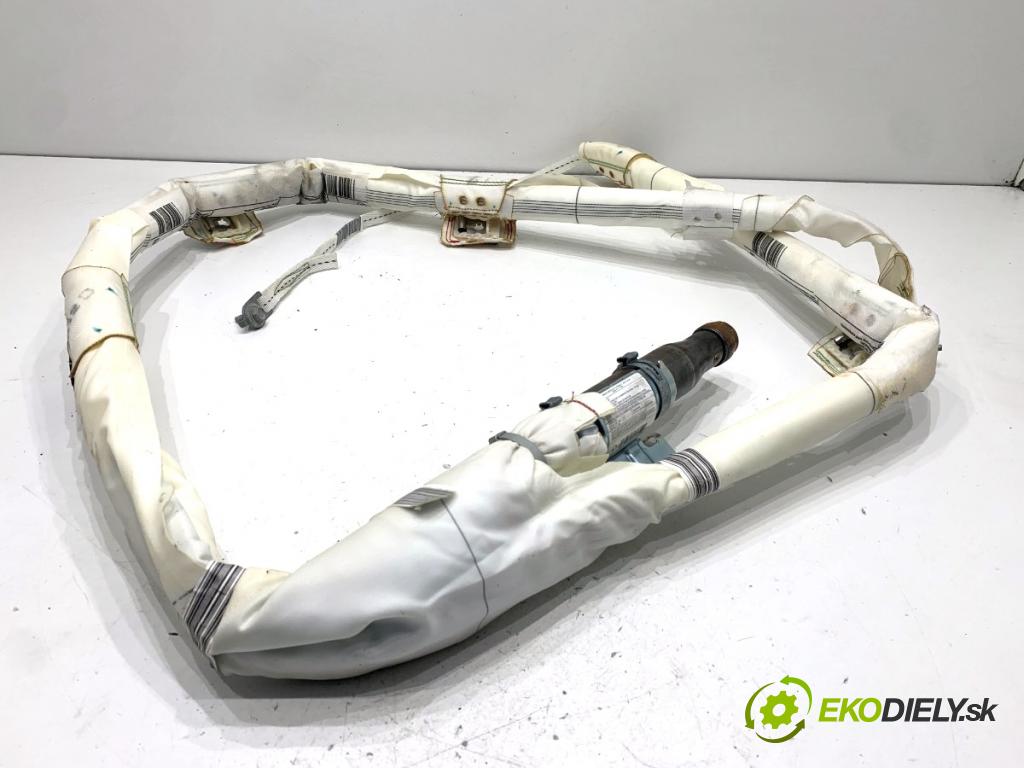 MERCEDES-BENZ W166 SUV 2013 190 kW ML 350 BlueTEC 4-matic (166.024) 2987 Stropný pravy 1668600602