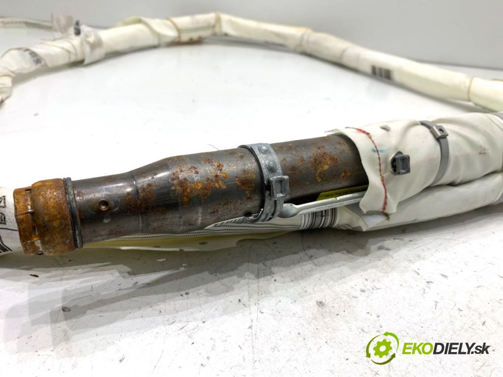 MERCEDES-BENZ W166 SUV 2013 190 kW ML 350 BlueTEC 4-matic (166.024) 2987 stropní levý 1668600702