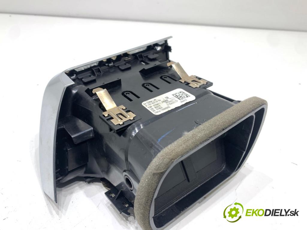 MERCEDES-BENZ W166 SUV 2013 190 kW ML 350 BlueTEC 4-matic (166.024) 2987 mří topení levý přední část A1668300154