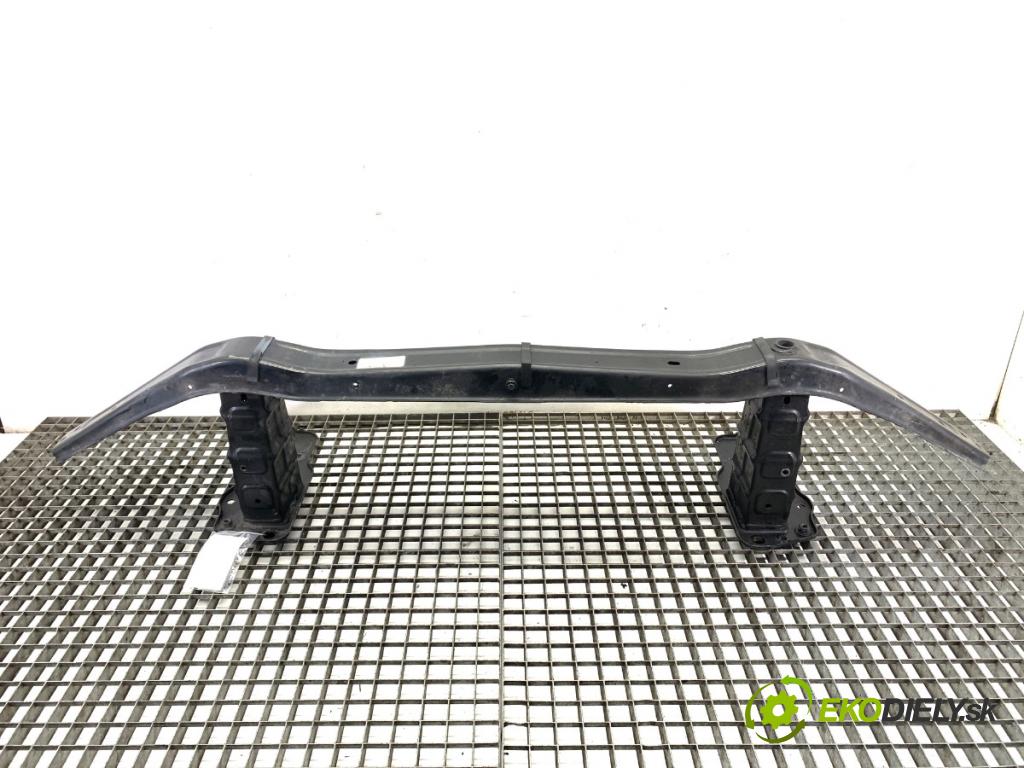 MERCEDES-BENZ W166 SUV 2013 190 kW ML 350 BlueTEC 4-matic (166.024) 2987 výztuha nárazníka přední část  (Přední výztuha)