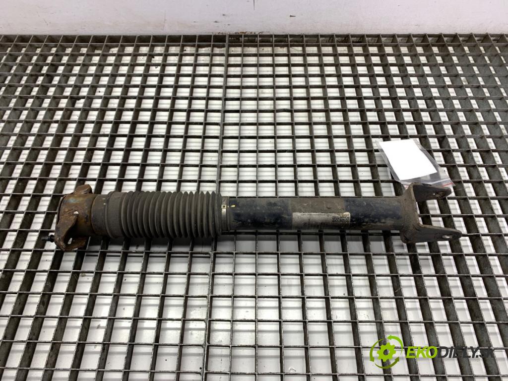 MERCEDES-BENZ W166 SUV 2013 190 kW ML 350 BlueTEC 4-matic (166.024) 2987 tlumič levý zadní část A1663262000