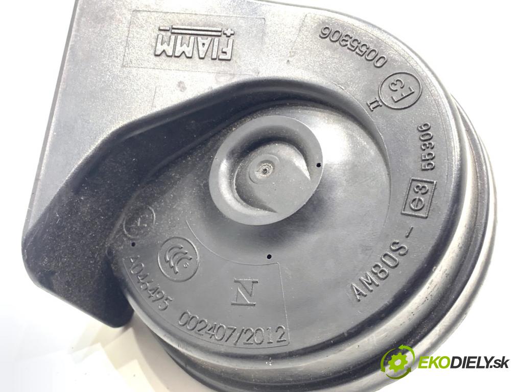 MERCEDES-BENZ W166 SUV 2013 190 kW ML 350 BlueTEC 4-matic (166.024) 2987 klaksón A0525453826