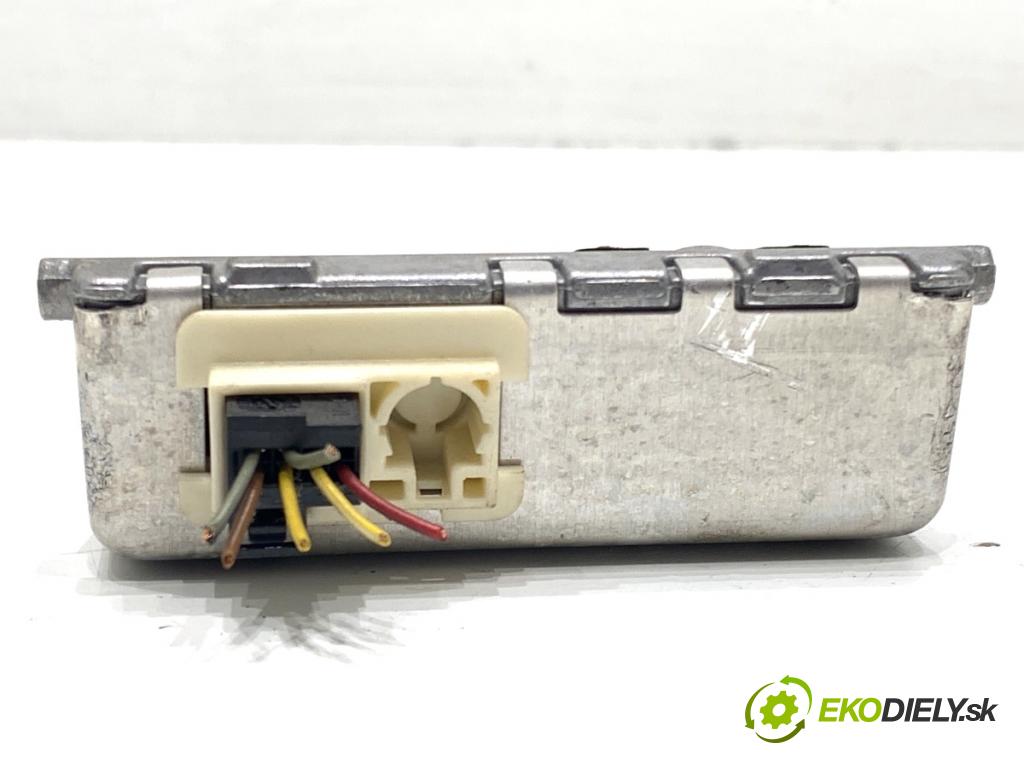 MERCEDES-BENZ W166 SUV 2013 190 kW ML 350 BlueTEC 4-matic (166.024) 2987 KAMERA okna prednej A0009050438