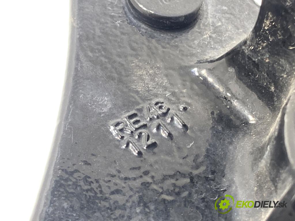 MERCEDES-BENZ W166 SUV 2013 190 kW ML 350 BlueTEC 4-matic (166.024) 2987 závesky Dvere predný pravé