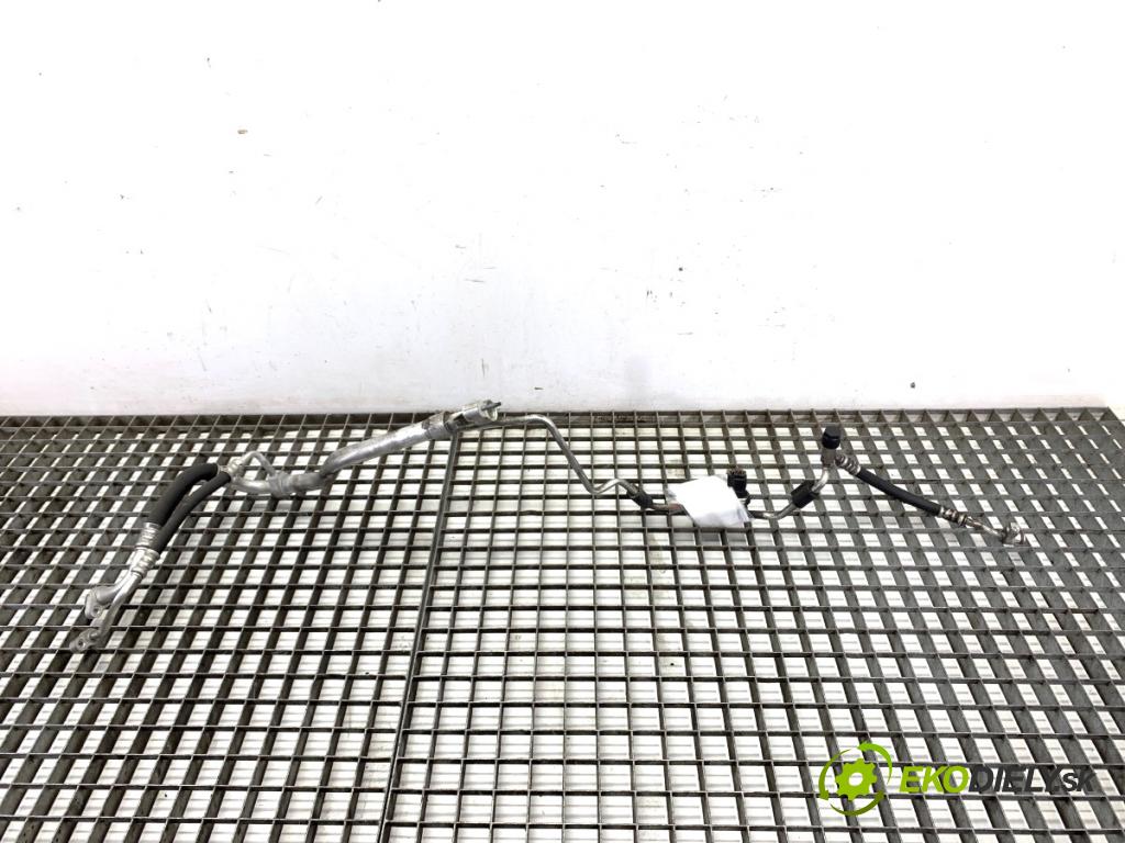 MERCEDES-BENZ W166 SUV 2013 190 kW ML 350 BlueTEC 4-matic (166.024) 2987 rúrka klimatizácie A1668300100 (Rúrka klimatizácie)