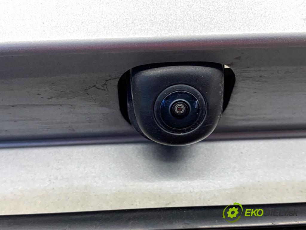 HYUNDAI i30  2024 71 kW 1.5 DPI   (1498 ccm / 71 kW / 97 KM) 1498 Nárazník zad R2T (Kľučka dverí ostatné)