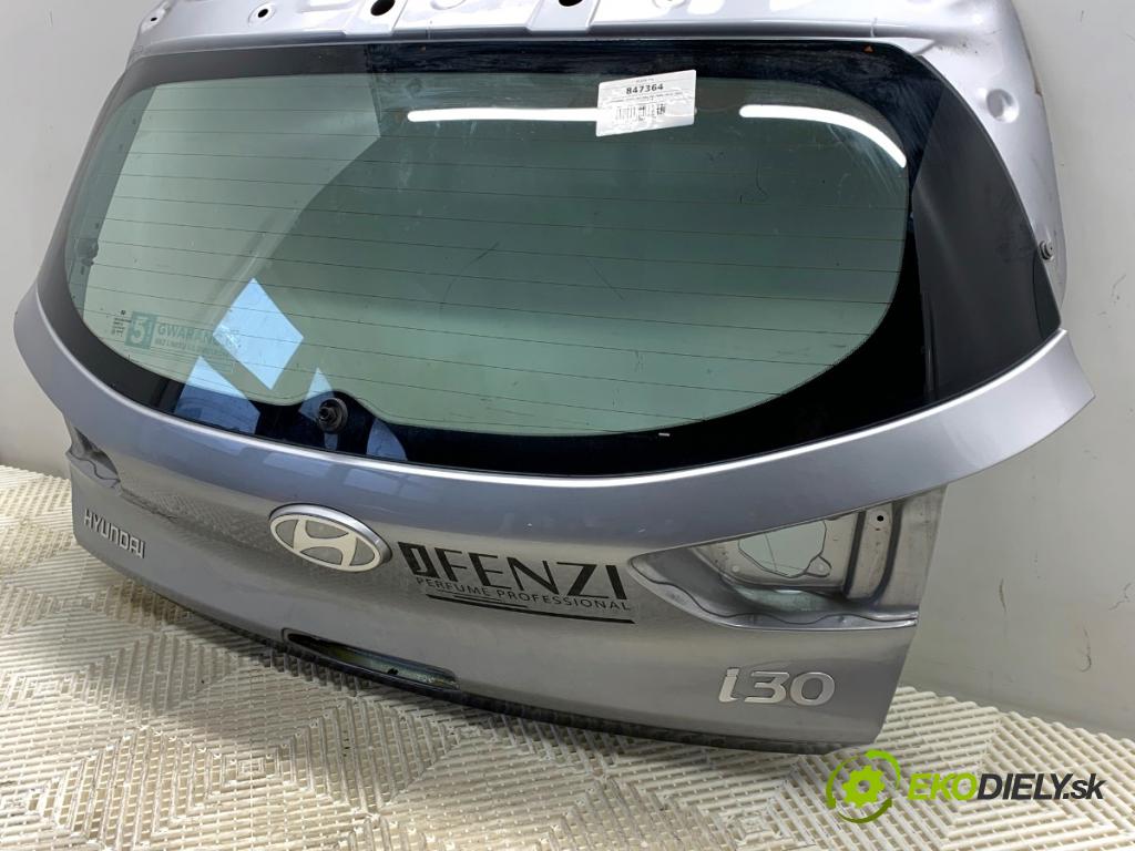 HYUNDAI i30  2024 71 kW 1.5 DPI   (1498 ccm / 71 kW / 97 KM) 1498 kapota zad R2T