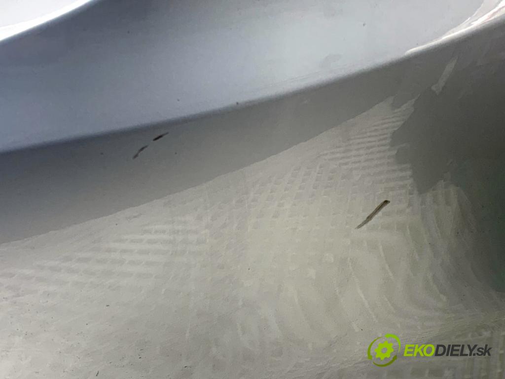 BMW G31 Kombi 2020 140 kW 520 d 1995 Nárazník zad A83 (Kľučka dverí ostatné)