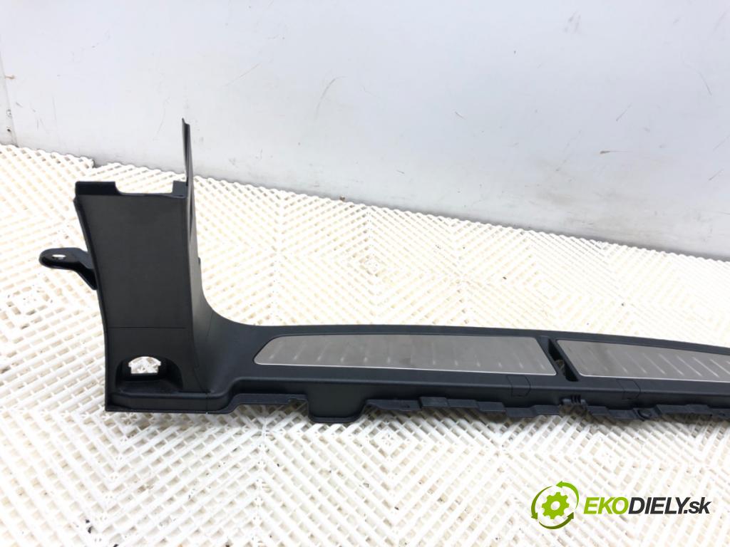 BMW G31 Kombi 2020 140 kW 520 d 1995 Clona PASA zadného kufra 7387530