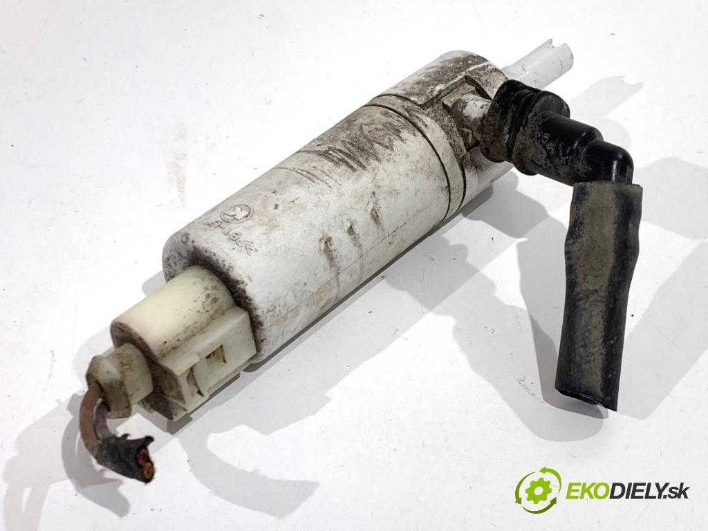 MERCEDES-BENZ W166 SUV 2013 190 kW ML 350 BlueTEC 4-matic (166.024) 2987 motorek ostřikovače  (Motorek ostřikovačů)