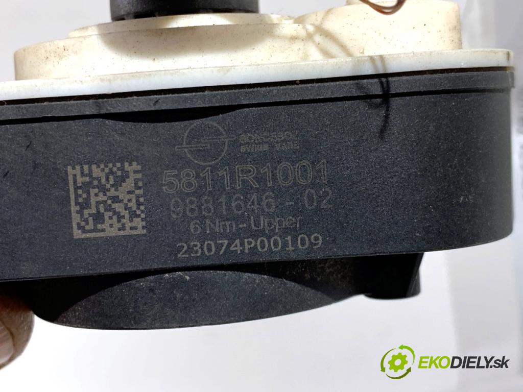 BMW G30 sedan 2022 140 kW 520 d xDrive 1995 Motorček rolety ŽALÚZIE: 9881646