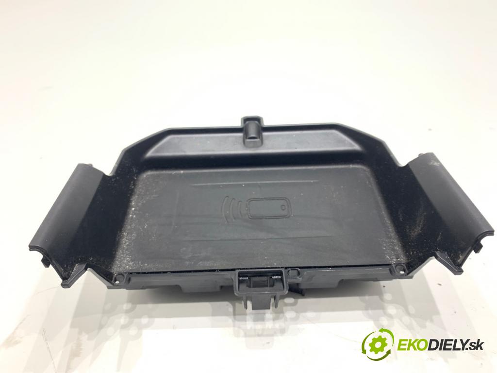 BMW G30 sedan 2022 140 kW 520 d xDrive 1995 NABÍJAČKA: INDUKCIA: 9824663