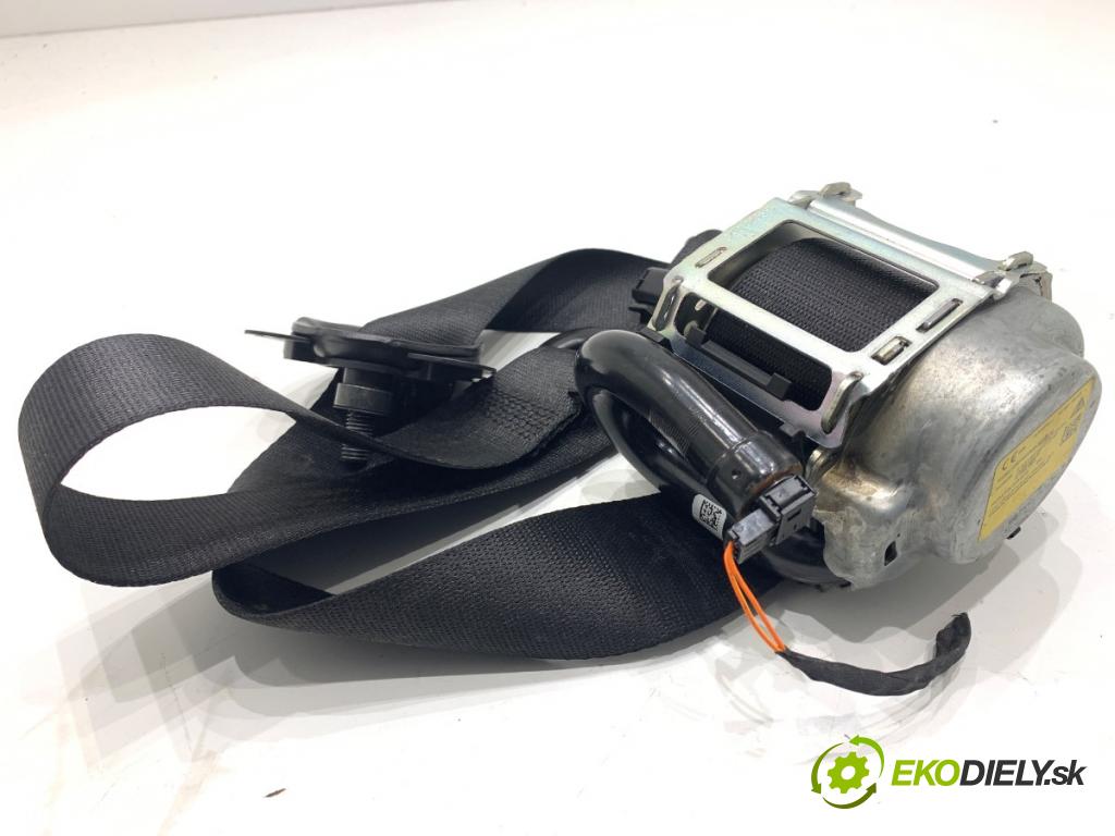 BMW G30 sedan 2022 140 kW 520 d xDrive 1995 držák bezpečnost pravý přední část 7430068