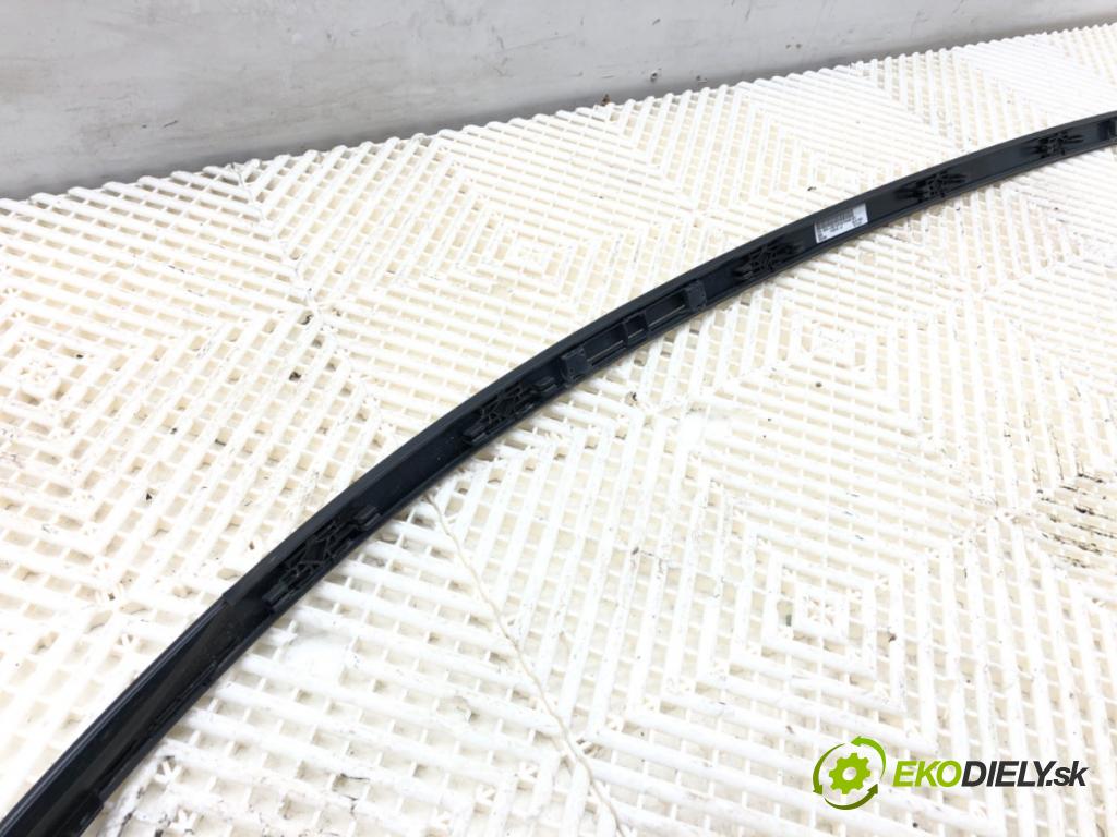 BMW G30 sedan 2022 140 kW 520 d xDrive 1995 lišta střešní pravá 7433742