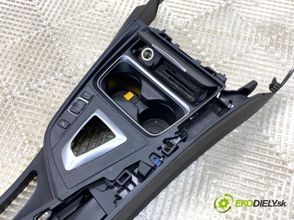 BMW F31 Kombi 2014 135 kW 320 d xDrive 1995 Tunel stredový opierka