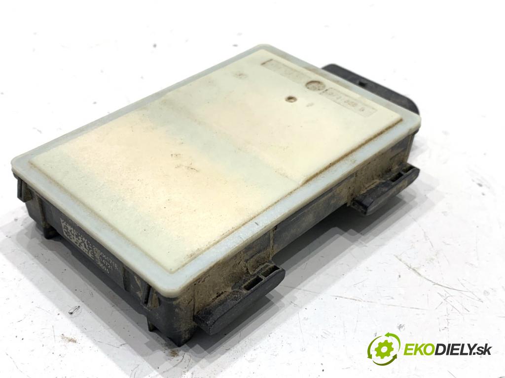 BMW G30 sedan 2022 140 kW 520 d xDrive 1995 ASYSTENT: PASA rýchlosti 5A52AC7