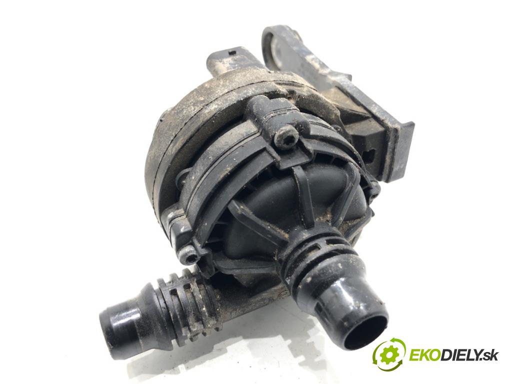 BMW G30 sedan 2022 140 kW 520 d xDrive 1995 DALŠÍ: Pumpa vody 8474820 (Vodná pumpa)