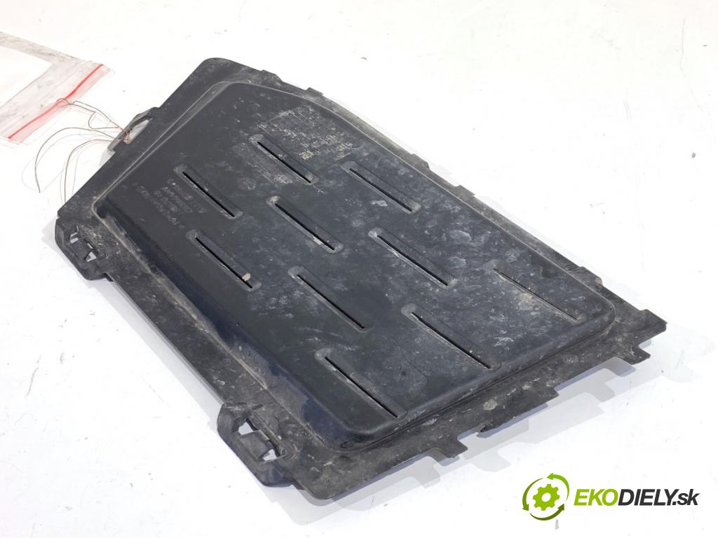 BMW G30 sedan 2022 140 kW 520 d xDrive 1995 Mriežky nárazníka ľavy predný M-Paket 8098665